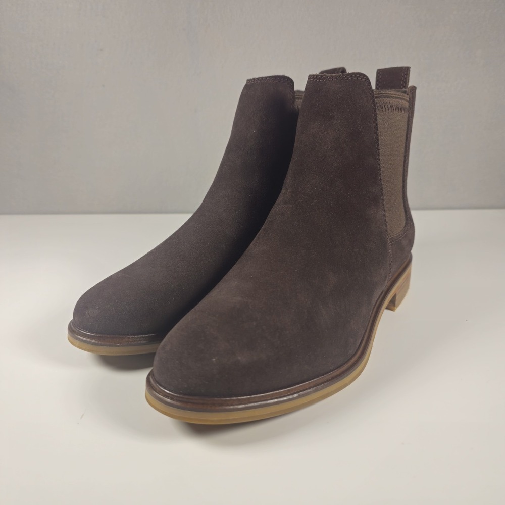 Clarks Clarkdale Arlo Womens 8.5 W Dark Brown Suede Chelsea Ankle Boots NWOB